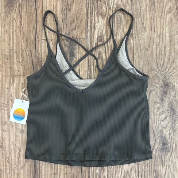 NWT Vuori Rib Crop Tank Top In Oregano Size Large - Picture 2 of 5